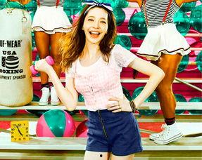 李小璐丝袜美足照片,性感魅力尽展无遗